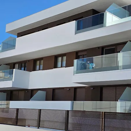 Pool - Free Parking - Balcony - Close To Stores Apartment Estepona