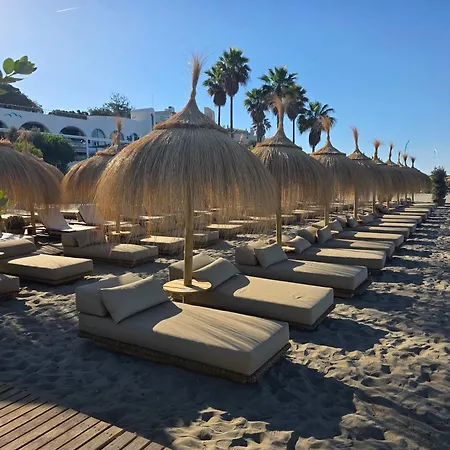 Pool - Free Parking - Balcony - Close To Stores Lejlighed Estepona