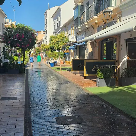 Lejlighed Pool - Free Parking - Balcony - Close To Stores *